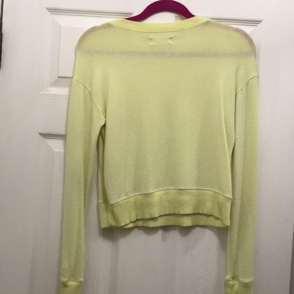Hollister Yellow long sleeve top - Picture 2 of 5